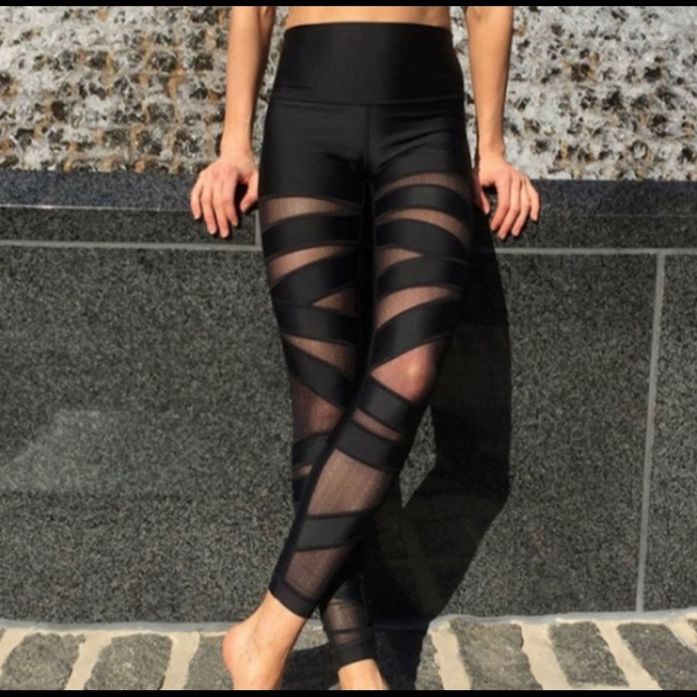 Lululemon high times tech mesh leggings